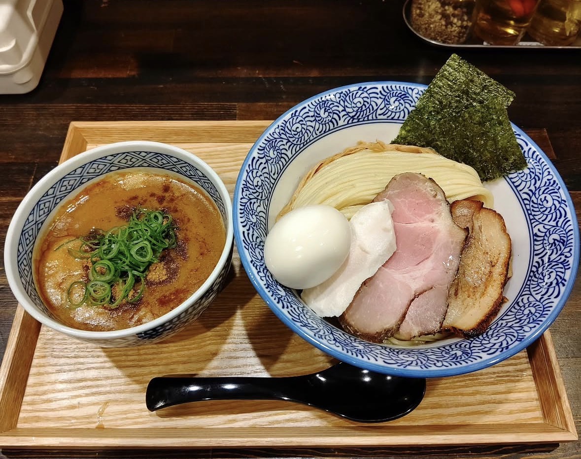 鶏白湯魚介つけ麺